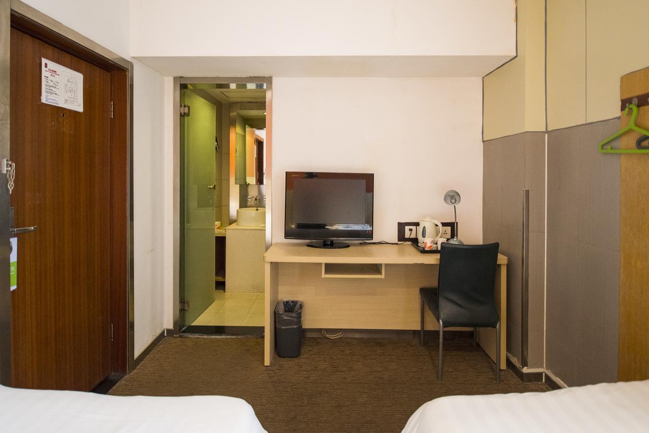 Motel Shenzhen Longgang Longcheng Square Metro Station المظهر الخارجي الصورة