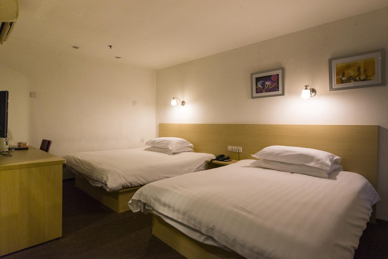 Motel Shenzhen Longgang Longcheng Square Metro Station المظهر الخارجي الصورة