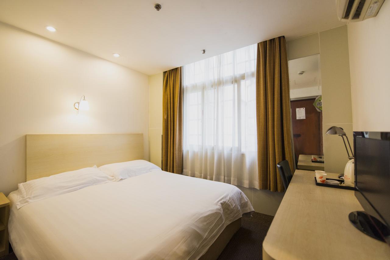 Motel Shenzhen Longgang Longcheng Square Metro Station المظهر الخارجي الصورة